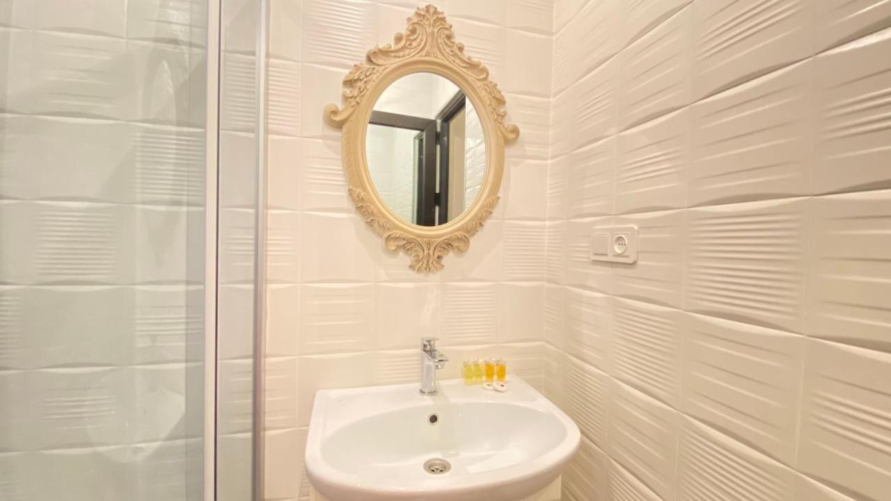 Mose Art Hotel Tbilisi Luaran gambar